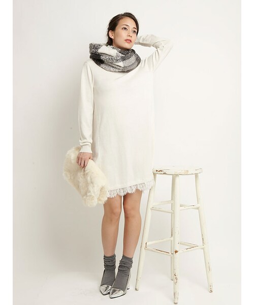 MERCURYDUO（マーキュリーデュオ）の「【GDS】 フェイクファー折り返しクラッチBAG（バッグ・レディース・オフホワイト/ライトグレー/ミントグリーン/キャメル・F(折ってある状態)）」の11枚目の写真