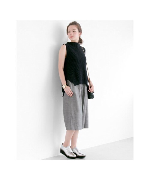 URBAN RESEARCH（アーバンリサーチ）の「W/Ryギャザーガウチョパンツ（パンツ・レディース・GREY/BLACK・FREE）」の4枚目の写真