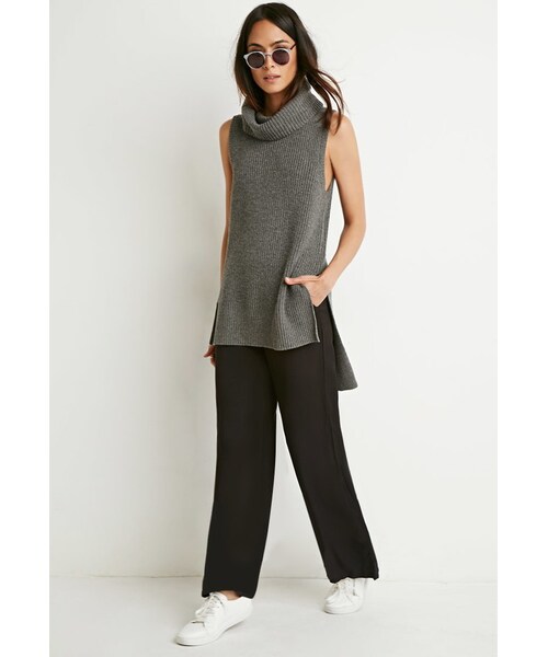 FOREVER 21（フォーエバー トゥエンティーワン）の「FOREVER 21 Side-Slit Turtleneck Top（ニット/セーター・レディース・Gray・Small/Medium/Large）」の5枚目の写真
