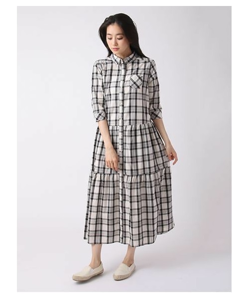 Green Parks fuuwa(グリーンパークスフーワ)の「・Aチェックマキシワンピース(ワンピース/ドレス・ブラック/レッド/ネイビー・F)」の4枚目の写真