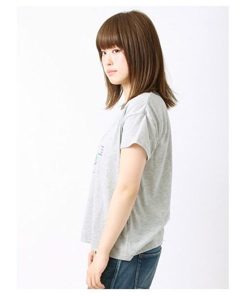 ehka sopo(エヘカソポ)の「天竺ロゴプリントTシャツ 1203001-22-13-11(トップス・オフホワイト/グレー/ブルー・M)」の5枚目の写真