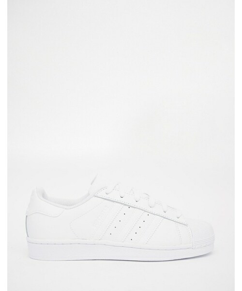 adidas（アディダス）の「adidas Originals Superstar Foundation White Sneakers（スニーカー・レディース・White・US 10-EU 42 2/3 - US 10/US 10.5-EU 43 1/3 - US 10.5/US 9.5-EU 42 - US 9.5）」の3枚目の写真
