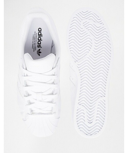 adidas（アディダス）の「adidas Originals Superstar Foundation White Sneakers（スニーカー・レディース・White・US 10-EU 42 2/3 - US 10/US 10.5-EU 43 1/3 - US 10.5/US 9.5-EU 42 - US 9.5）」の2枚目の写真