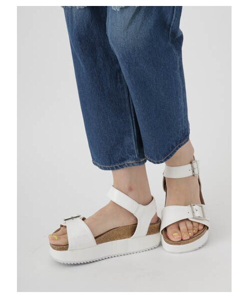 E hyphen world gallery（イーハイフンワールドギャラリー）の「・クラッシュデニムパンツ（パンツ・オフホワイト/インディゴ/ライトインディゴ・S/M）」の9枚目の写真