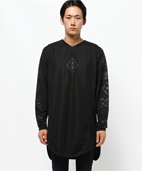 MARCELO BURLON(マルセロ・バーロン)の「marcelo burlon 『MISIONES』 トップス(Tシャツ/カットソー・メンズ・ブラック・MEDIUM/SMALL)」の2枚目の写真