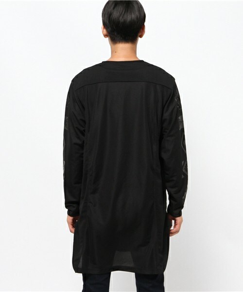 MARCELO BURLON(マルセロ・バーロン)の「marcelo burlon 『MISIONES』 トップス(Tシャツ/カットソー・メンズ・ブラック・MEDIUM/SMALL)」の4枚目の写真