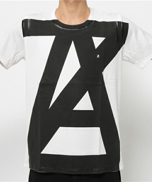 ANREALAGE（アンリアレイジ）の「ANREALAGE オーバーサイズロゴTシャツ 