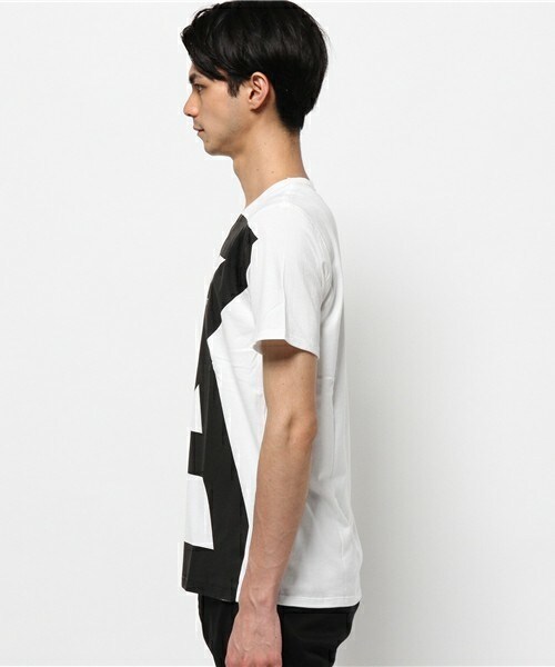 ANREALAGE（アンリアレイジ）の「ANREALAGE オーバーサイズロゴTシャツ 