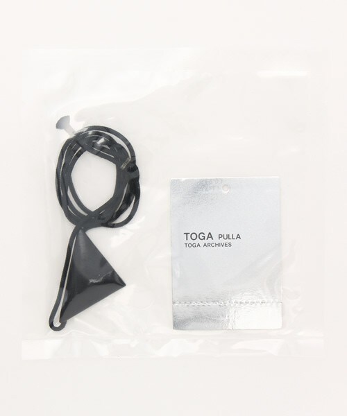 TOGA（トーガ）の「■別注■ TOGA×MIDWEST トライアングルネックレスM（ネックレス・レディース・ホワイト/ブラック/グリーン・FREE）」の13枚目の写真