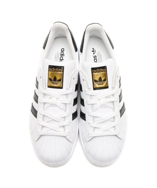 adidas(アディダス)の「adidas SUPERSTAR W (WHITE) ランニングホワイト/コアブラック/ランニングホワイト(シューズ・メンズ・ホワイト・22.5cm/23.0cm/23.5cm/24.0cm/24.5cm/25.0cm/25.5cm/26.0cm/26.5cm/27.0cm/27.5cm/28.0cm/28.5cm/29.0cm)」の3枚目の写真