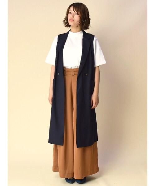 w closet（ダブルクローゼット）の「ツイルテーラードベスト（その他・レディース・ベージュ/ネイビー・FREE）」の3枚目の写真
