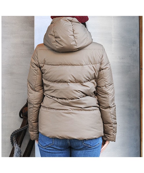 ベージュ フルジップ フード付きジャケット アディダス Z.N.E. フルジップ フード付きトラックジャケット