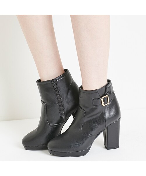 ORiental TRaffic（オリエンタルトラフィック）の「ベルトショートブーツ（シューズ・レディース・ベージュ/ブラック/ブラウン・S/M/L/LL）」の11枚目の写真