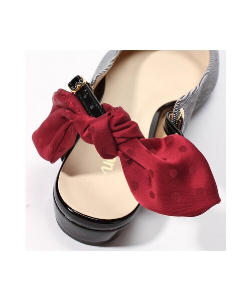 LE TALON（ルタロン）の「2CMポインテッドリボンバックベルト（シューズ・レディース・ブラック/グレー/ネイビー・35.5/36/36.5/37/37.5）」の11枚目の写真