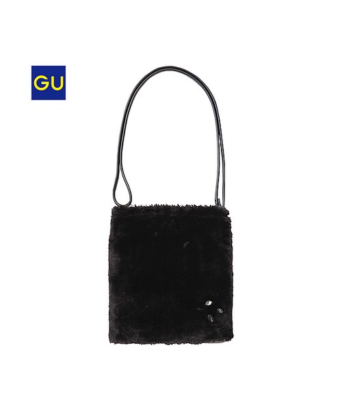 GU(ジーユー)の「(GU)GIRLSフェイクファーポシェット(KIDS ⁄ GIRLSグッズ・キッズ・OFF WHITE/BLACK・-)」の2枚目の写真