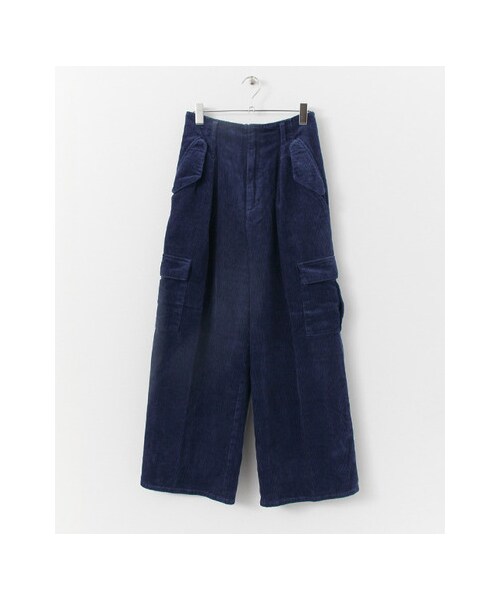 KBF（ケイビーエフ）の「コーデュロイWIDEカーゴパンツ（パンツ・レディース・KHAKI/BEIGE/NAVY・36/38）」の3枚目の写真