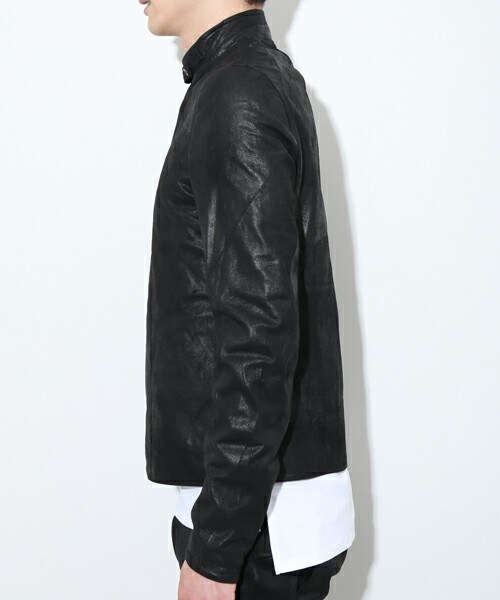 JULIUS（ユリウス）の「シームドレザーライダースジャケット（）」 - WEAR
