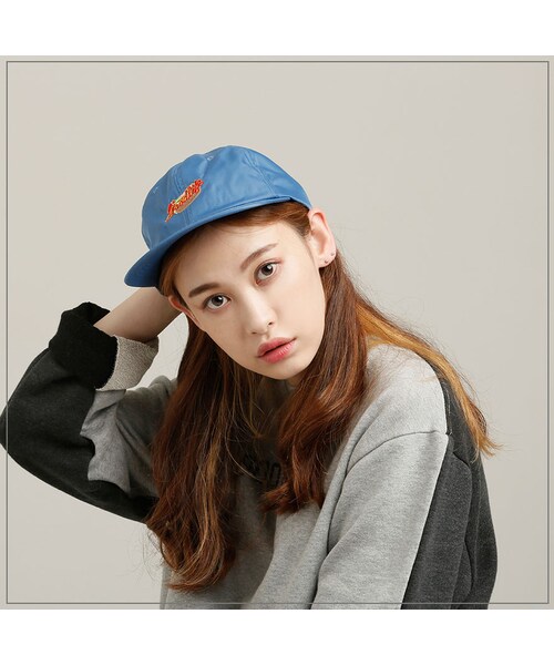 ROMANTIC CROWN（ロマンティッククラウン）の「HOT DOG BALLCAP_BLUE（その他・メンズ・기타）」の2枚目の写真