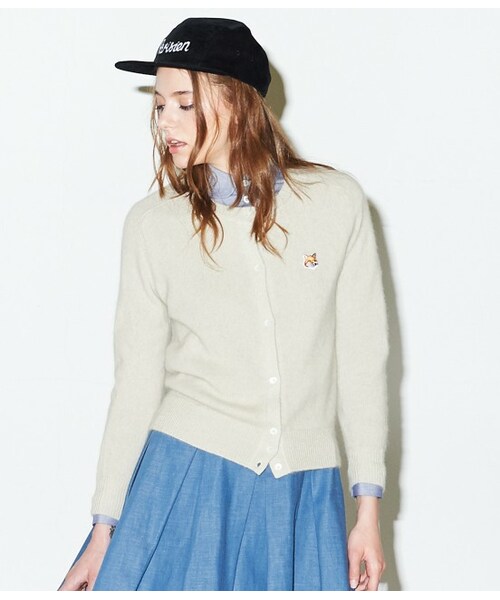 Maison Kitsune(メゾンキツネ)の「Angora R-Neck CC FOX(トップス・レディース・ベージュ系/ブルー系・S)」の11枚目の写真