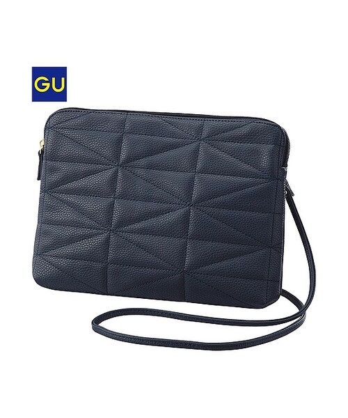 GU（ジーユー）の「（GU）キルティングクラッチショルダーバッグ（WOMEN ⁄ バッグ・レディース・WINE/NATURAL/BLACK/NAVY・-）」の3枚目の写真