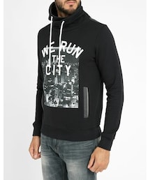 ARMANI JEANS（アルマーニジーンズ）の「Black We Run the City