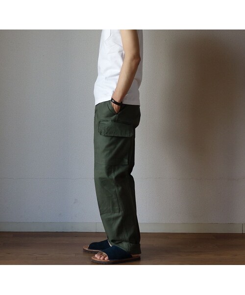STORES.jp（ストアーズドットジェーピー）の「【完売御礼】DEADSTOCK デッドストック FRENCH AIR FORCE フレンチエアフォース M-70フィールドパンツ OD オリーブドラブ MEN'S メンズ（カーゴパンツ・メンズ・その他）」の4枚目の写真