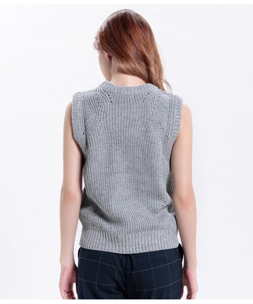 VIS(ビス)の「畦編みベスト(トップス・レディース・グレー/ホワイト/キャメル/カーキ・M)」の7枚目の写真