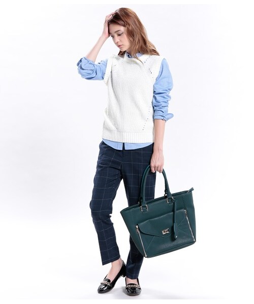 VIS(ビス)の「畦編みベスト(トップス・レディース・グレー/ホワイト/キャメル/カーキ・M)」の12枚目の写真