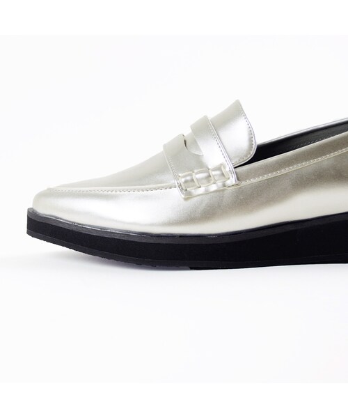 ORiental TRaffic（オリエンタルトラフィック）の「厚底ポインテッドローファー（シューズ・レディース・ブラック/レッド/シルバー・34/35/36/37/38/39/40/41/42）」の7枚目の写真