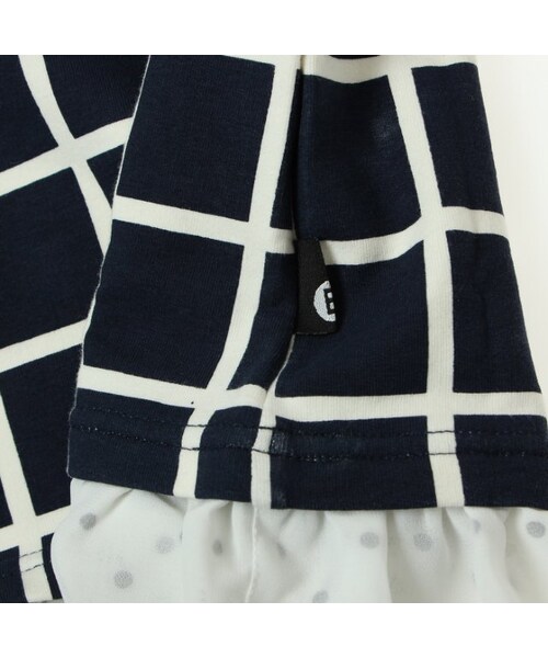abcd(ナシ)の「裾フリル格子柄Tシャツ(トップス・キッズ・ネイビーブルー/オフホワイト・80/90/95/100/110/120/130/140)」の8枚目の写真