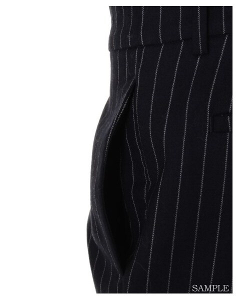 FRAY I.D(フレイアイディー)の「センタープレストラウザーパンツ(ストレートパンツ・レディース・GRY/BLK/NVYxWHT・0/1/2)」の8枚目の写真