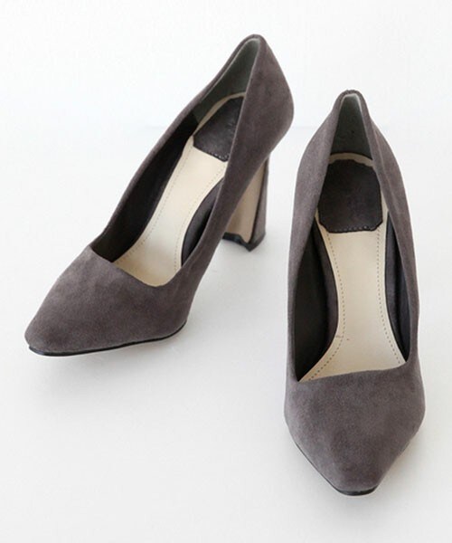 DHOLIC（ディーホリック）の「スエード調ポインテッドトゥヒールシューズ（パンプス・レディース・ピンク/ベージュ/ブラウン/ブルー/グレー/ブラック・225/230/235/240/245/250）」の3枚目の写真