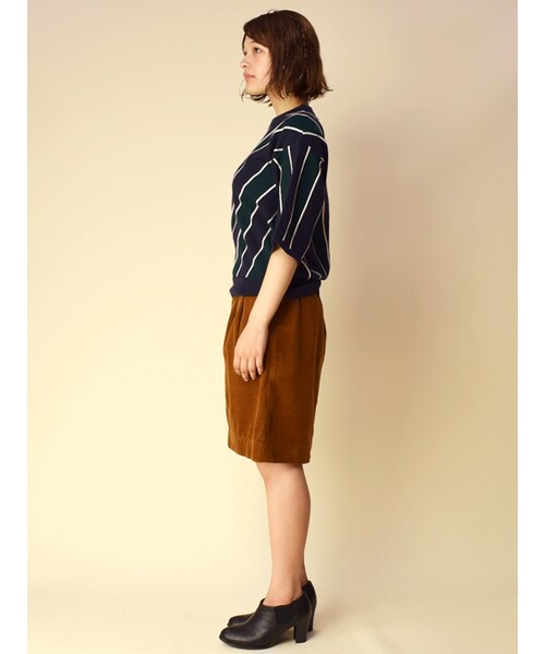 w closet（ダブルクローゼット）の「16Wコーデュロイタックスカート（スカート・レディース・L.グレー/キャメル/D.オレンジ/ブラック・FREE）」の6枚目の写真