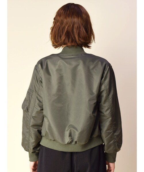 w closet（ダブルクローゼット）の「リバーシブルMA-1（ジャケット/アウター・レディース・カーキ/ブラック・FREE）」の5枚目の写真