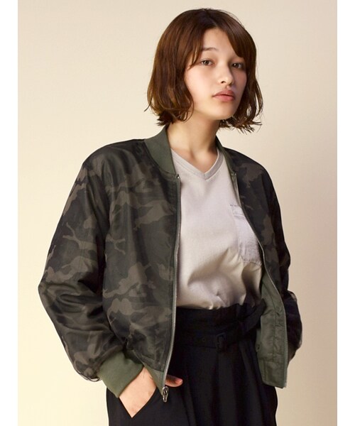 w closet（ダブルクローゼット）の「リバーシブルMA-1（ジャケット/アウター・レディース・カーキ/ブラック・FREE）」の6枚目の写真