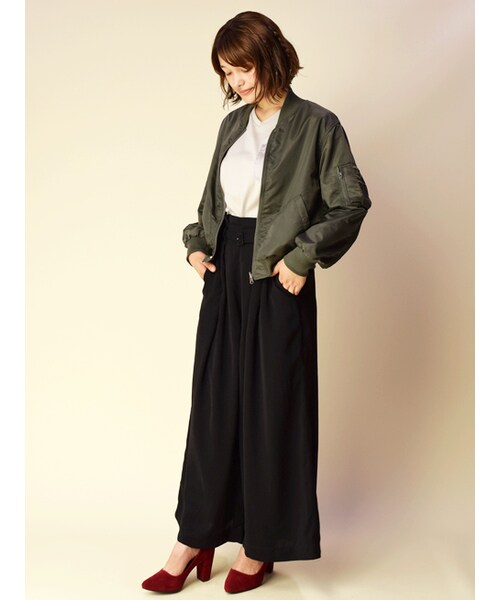 w closet（ダブルクローゼット）の「リバーシブルMA-1（ジャケット/アウター・レディース・カーキ/ブラック・FREE）」の13枚目の写真