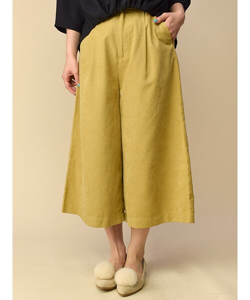 w closet(ダブルクローゼット)の「カルゼガウチョパンツ(パンツ・レディース・マスタード/カーキ/ブラック・FREE)」の4枚目の写真