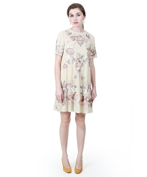 グレースコンチネンタル マルチフラワー サンダル （セール】 マルチ  