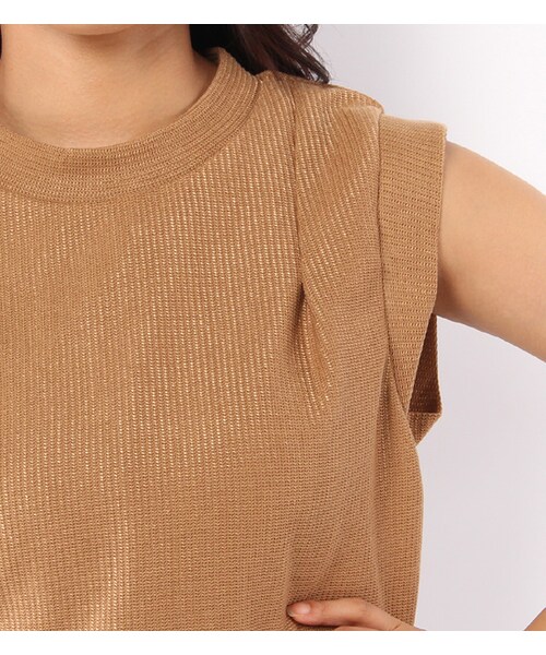 mysty woman（ミスティウーマン）の「裾チュール度違い天竺ノースリーブ（トップス・レディース・オフホワイト/グレー/キャメル/ブラック）」の9枚目の写真