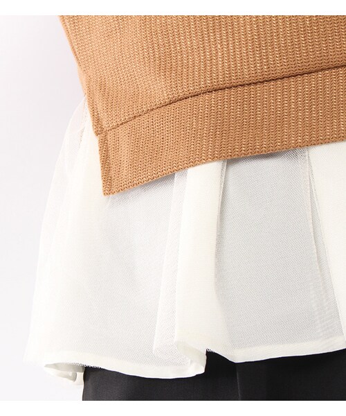 mysty woman（ミスティウーマン）の「裾チュール度違い天竺ノースリーブ（トップス・レディース・オフホワイト/グレー/キャメル/ブラック）」の10枚目の写真