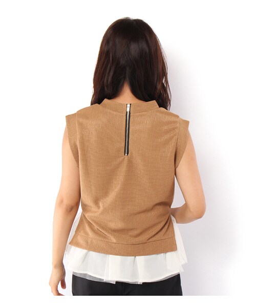 mysty woman（ミスティウーマン）の「裾チュール度違い天竺ノースリーブ（トップス・レディース・オフホワイト/グレー/キャメル/ブラック）」の5枚目の写真