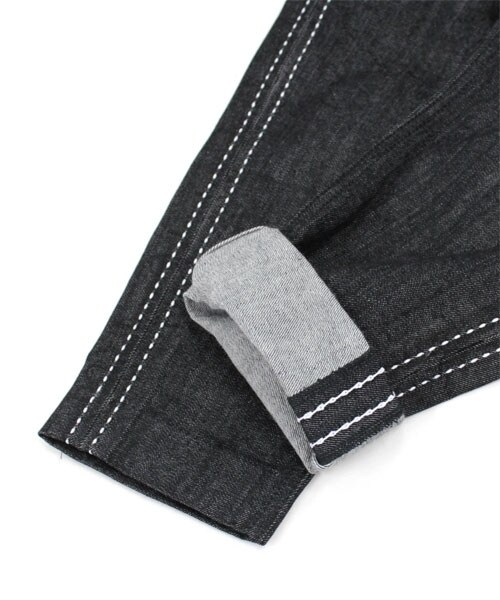 RNA（アールエヌエー）の「サドルステッチテーパードパンツ（パンツ・レディース・ブラックデニム/ブルーデニム・S/M）」の11枚目の写真