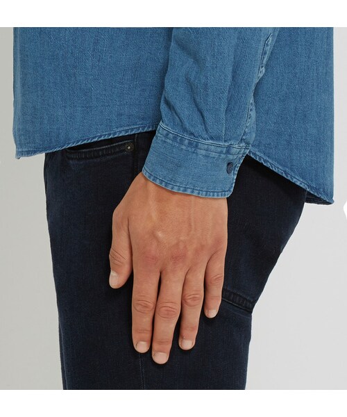 A.P.C.(アーペーセー)の「A.P.C. Button-Down Collar Denim Shirt(シャツ/ブラウス・メンズ・Blue・XS/S/M/L/XL)」の9枚目の写真