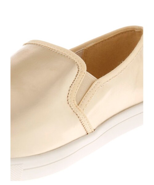 earth music&ecology（アースミュージックアンドエコロジー）の「ポインテッドスリッポン（シューズ・オフホワイト/シルバー/ブラック/ゴールド・22.5cm/23cm/23.5cm/24cm/24.5cm）」の8枚目の写真