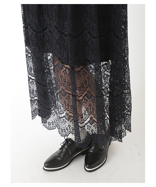 E hyphen world gallery（イーハイフンワールドギャラリー）の「・ペチスカート付ひげレースマキシスカート（スカート・アイボリー/ブラック/ネイビー・F）」の9枚目の写真