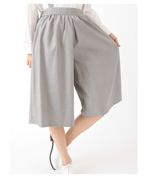 E hyphen world gallery（イーハイフンワールドギャラリー）の「【Special Price】サスペンダー付ギャザーパンツ（パンツ・アイボリー/杢ライトグレー/ブラック）」の10枚目の写真