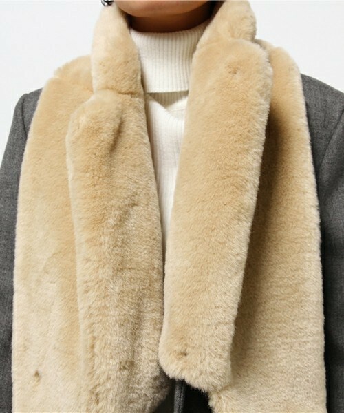 TOGA PULLA（トーガ プルラ）の「TOGA PULLA ボンディングファーコート