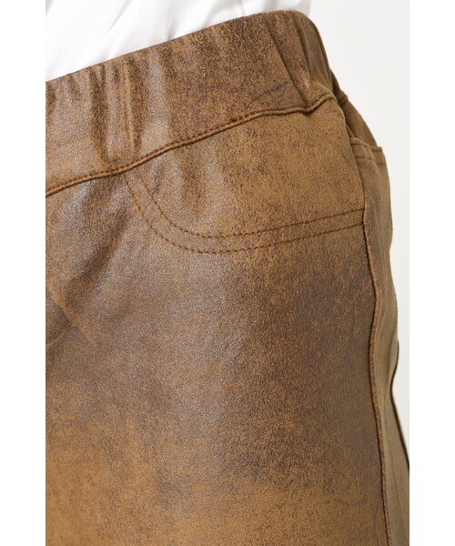 JOURNAL STANDARD(ジャーナルスタンダード)の「フェイクレザースキニー(パンツ・レディース・ブラウン・36/38/40)」の8枚目の写真