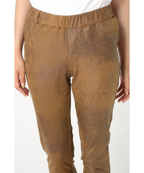 JOURNAL STANDARD(ジャーナルスタンダード)の「フェイクレザースキニー(パンツ・レディース・ブラウン・36/38/40)」の6枚目の写真