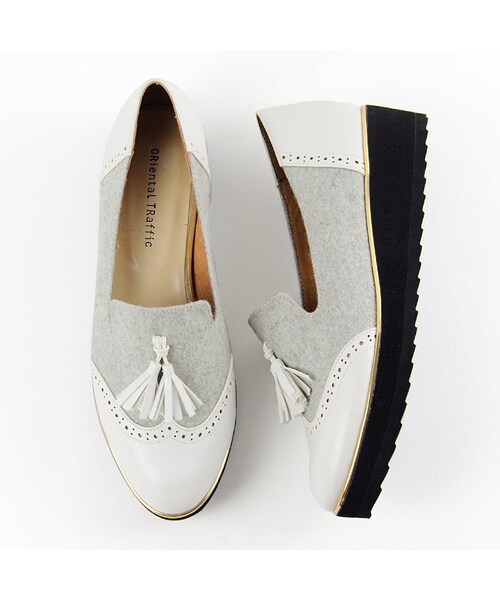 ORiental TRaffic(オリエンタルトラフィック)の「厚底タッセルシューズ(シューズ・レディース・ブラック/カーキ/ホワイト・34/35/36/37/38/39/40/41/42)」の3枚目の写真